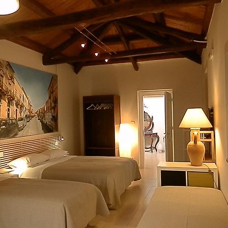 B&B Re Umberto Milazzo Exterior foto
