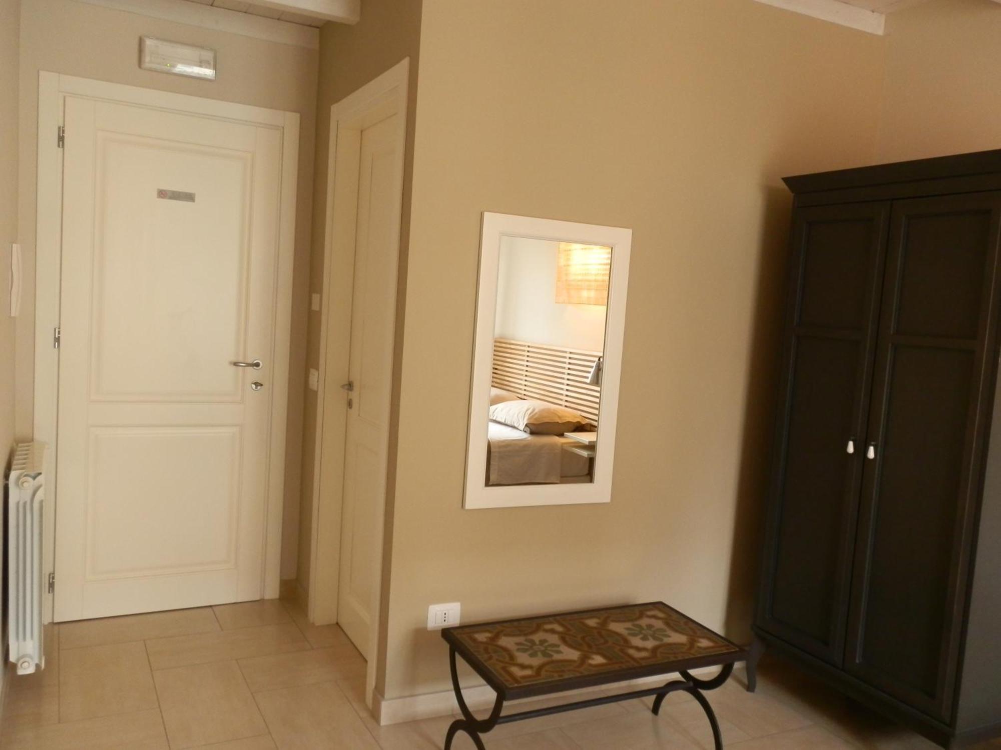 B&B Re Umberto Milazzo Habitación foto
