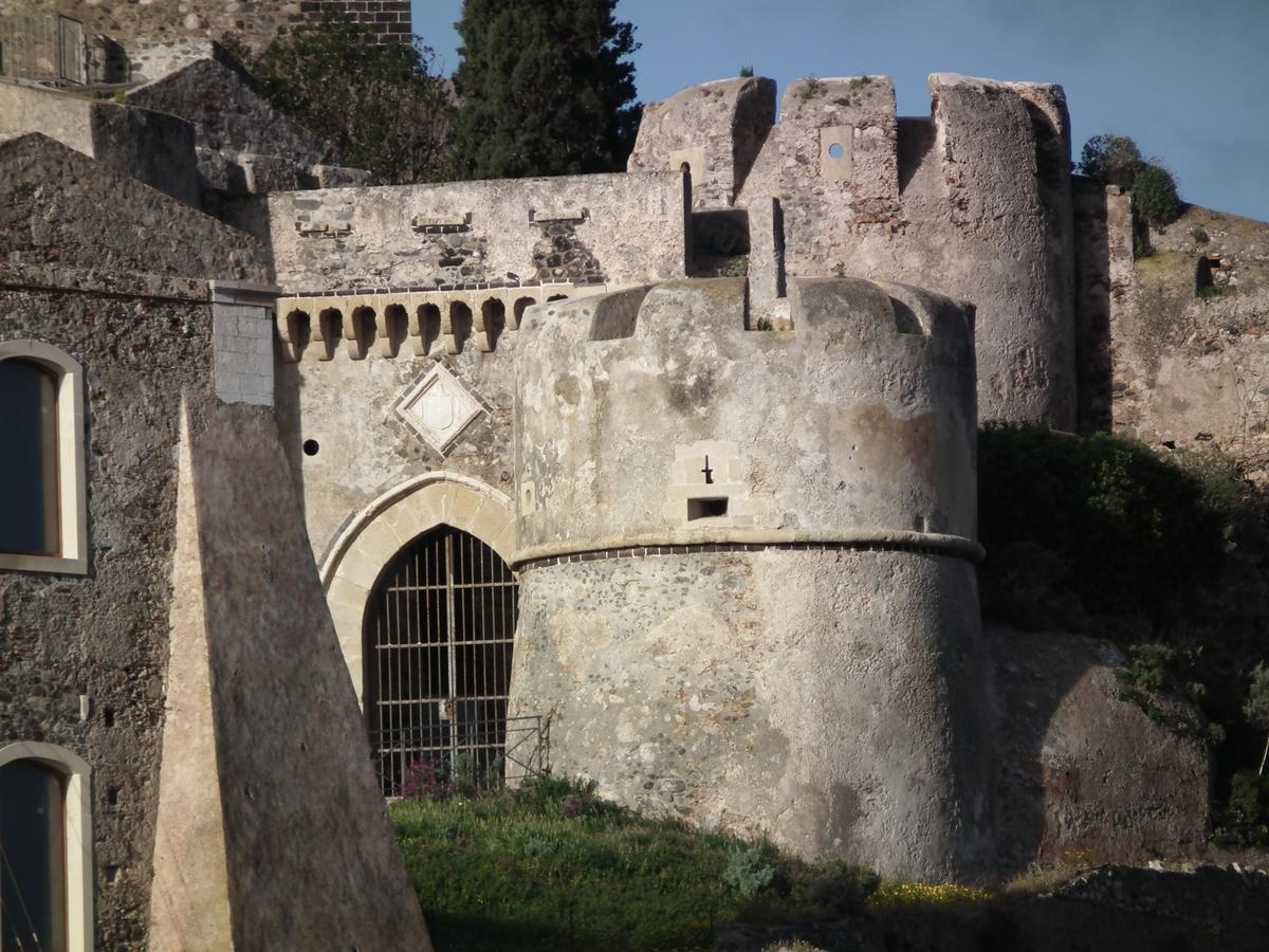 B&B Re Umberto Milazzo Exterior foto