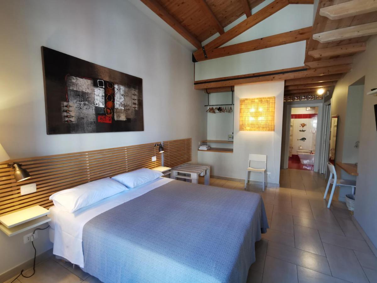 B&B Re Umberto Milazzo Exterior foto