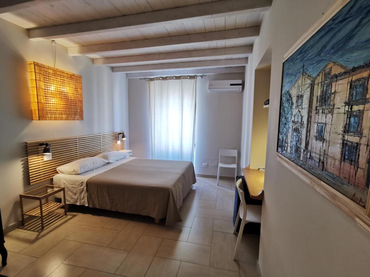 B&B Re Umberto Milazzo Exterior foto